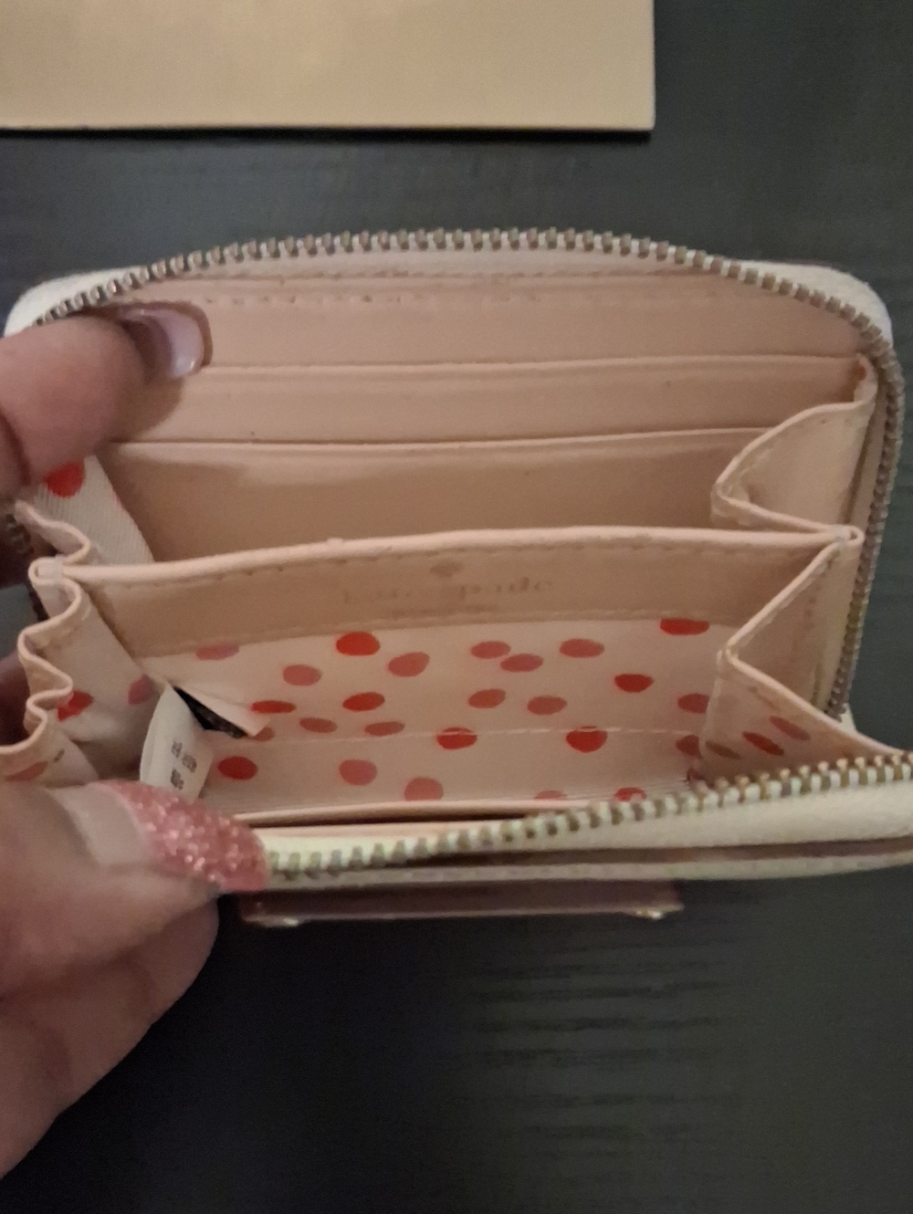 kate spade VINTAGE Cream/Gold Zip-Around Compact Wallet - Picture 4 of 8